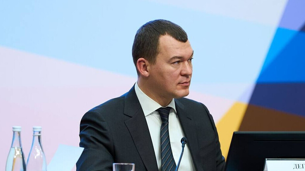 Участники программы «Земский тренер» смогут получить «подъемные» до 2 млн рублей, сообщил Дегтярев
