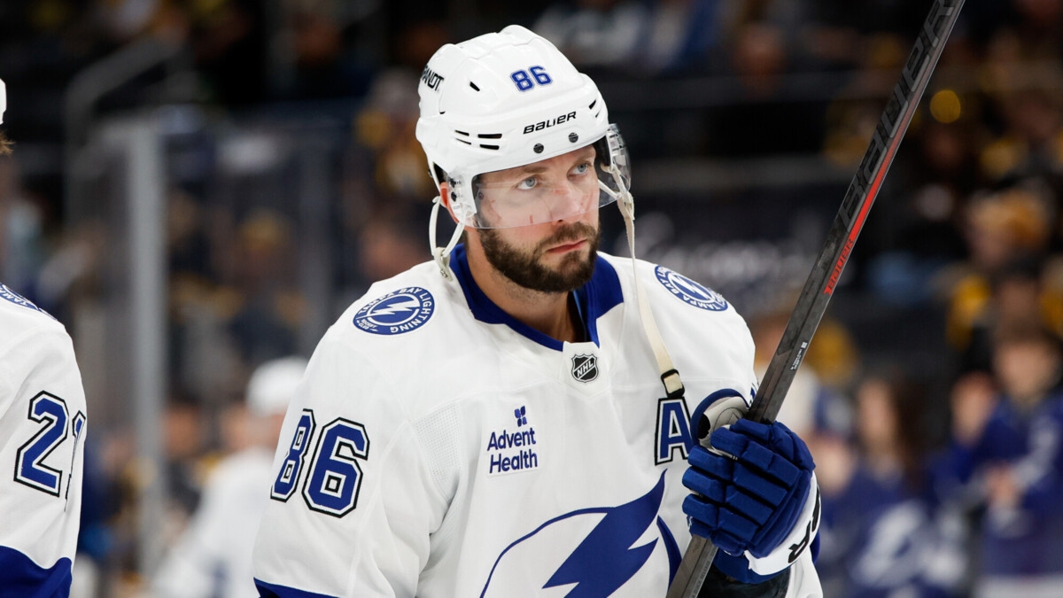 Гол Кучерова в овертайме принес «Тампе» победу над «Вегасом» в матче НХЛ Гол Кучерова в овертайме принес «Тампе» победу над «Вегасом» в матче НХЛ