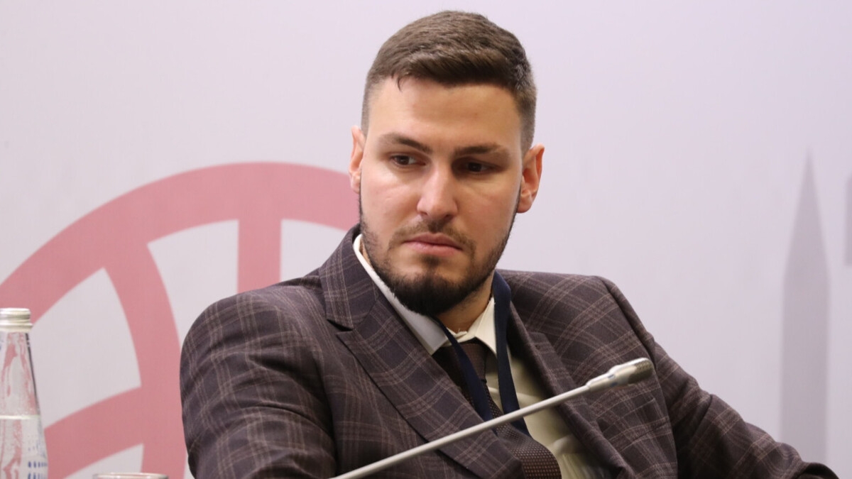 «Он хочет играть»: Гасилин — об уходе Файзуллаева из ЦСКА