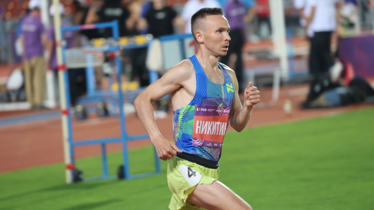 Никитин и Аплачкина стали первыми в беге на 5000 метров на чемпионате России по легкой атлетике