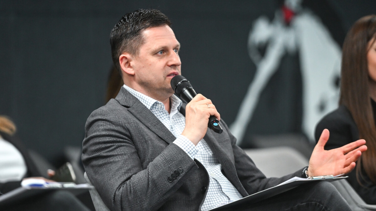 Семшов: «В нашем футболе есть проблема: атакующие игроки часто не отрабатывают в обороне» Семшов: «В нашем футболе есть проблема: атакующие игроки часто не отрабатывают в обороне»