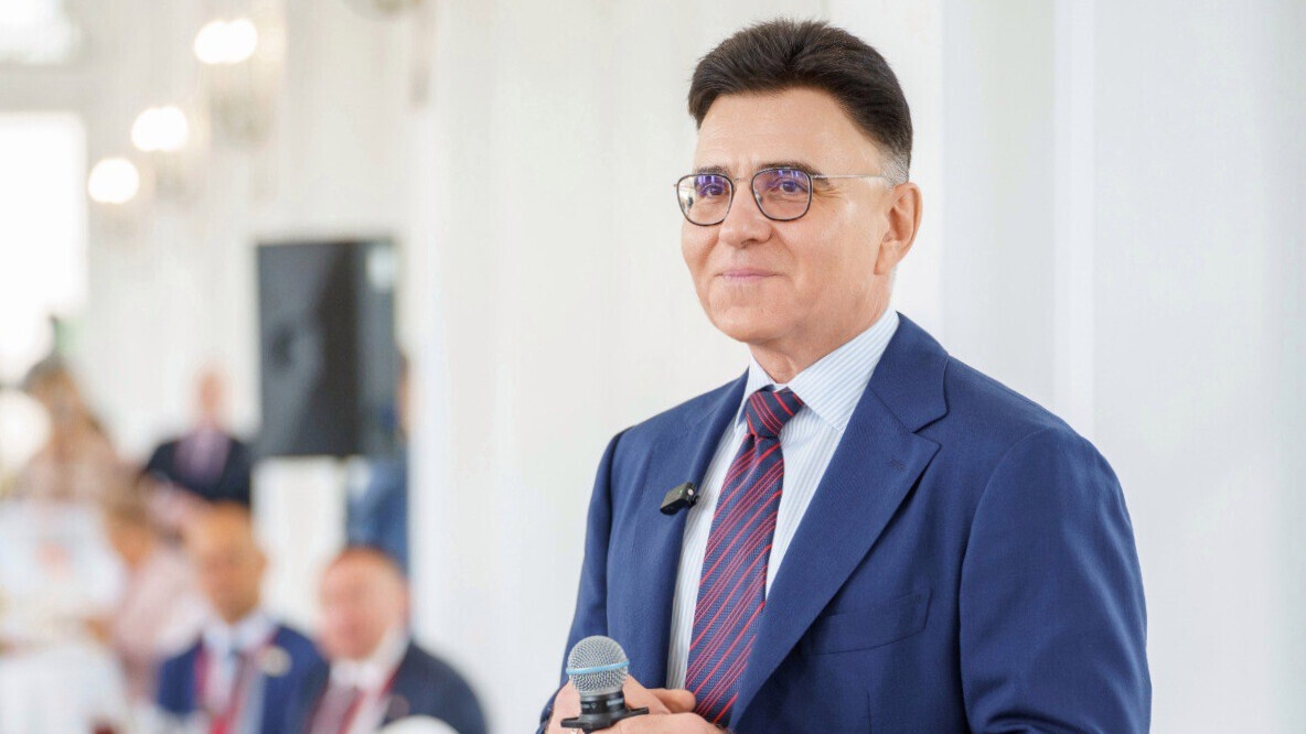 Канделаки поздравила с днем рождения генерального директора «Газпром‑Медиа Холдинга» Александра Жарова