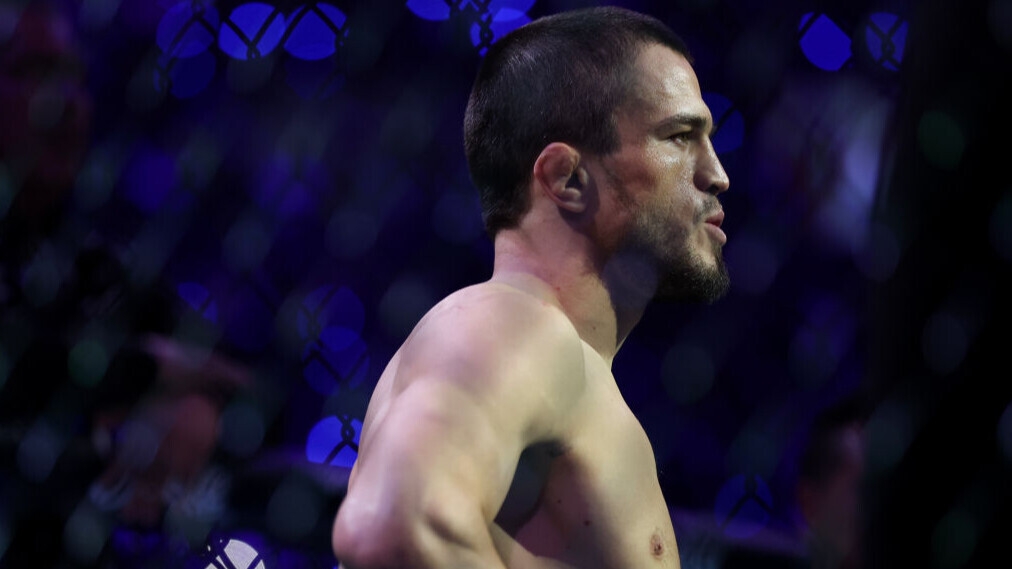 Умар Нурмагомедов подерется с американцем Баутистой на турнире UFC 321