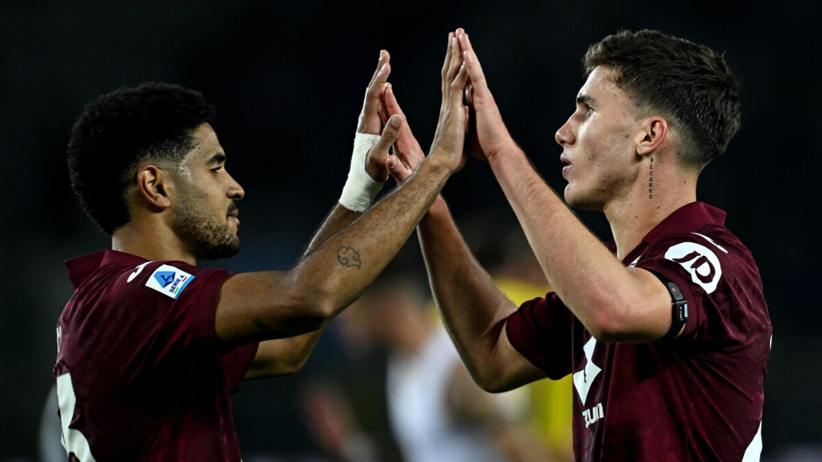 «Наполи» уступил «Торино» в матче чемпионата Италии «Наполи» уступил «Торино» в матче чемпионата Италии