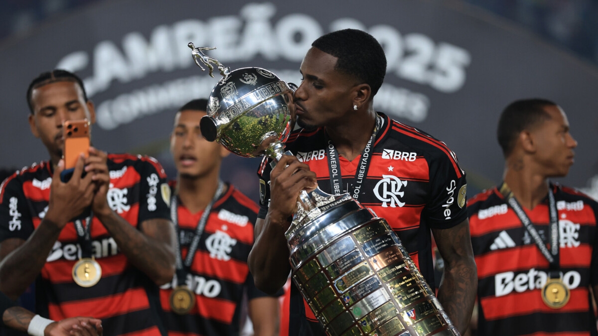 «Фламенго» победил «Сеару» и досрочно стал чемпионом Бразилии‑2025