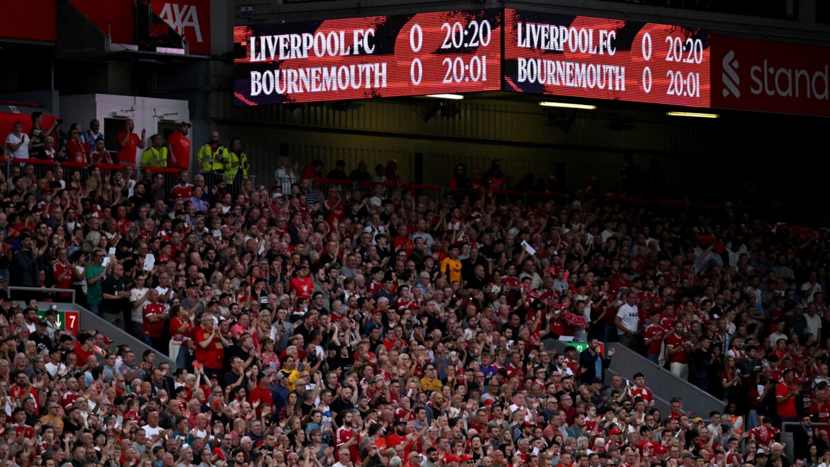 Мужчина, обвиняемый в наезде на толпу на чемпионском параде «Ливерпуля», не признал себя виновным