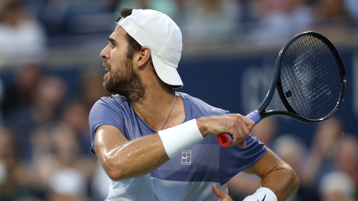 Хачанов вышел во второй круг US Open, одержав волевую победу над Басаваредди