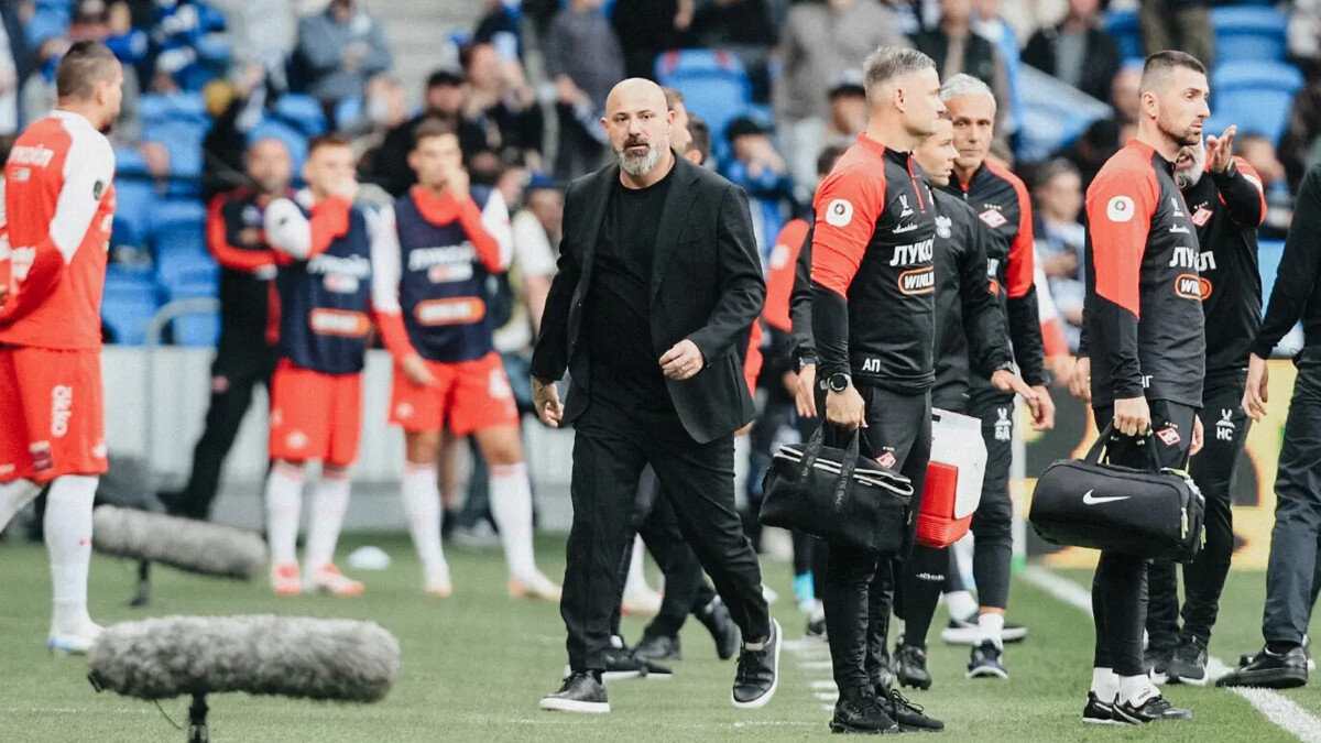 Первак — о Станковиче: «Два матча изображал из себя человека в пиджаке, а после все вернулось на круги своя. Неприлично так себя вести»