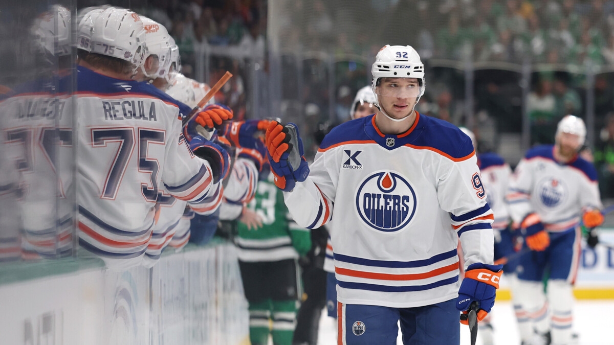 «Эдмонтон» в овертайме обыграл «Филадельфию» в матче НХЛ, Мичков забил гол