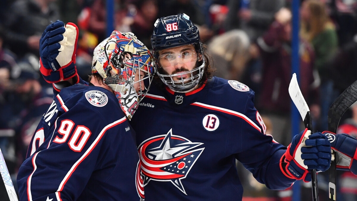 &laquo;Тяжело про это говорить, но это нас сплотило&raquo;. Хоккеист &laquo;Коламбуса&raquo; Марченко &mdash; о гибели Джонни Годро