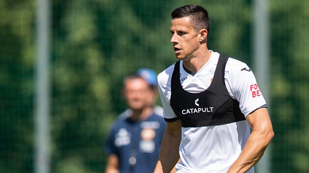 Экс‑футболист ЦСКА Бистрович подписал контракт с «Акроном»