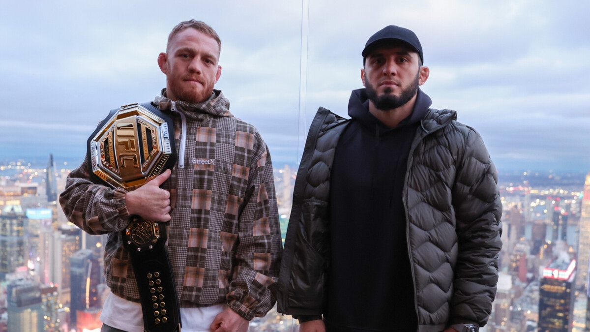 Глава UFC Уайт разнял Махачева и Маддалену после дуэли взглядов Глава UFC Уайт разнял Махачева и Маддалену после дуэли взглядов