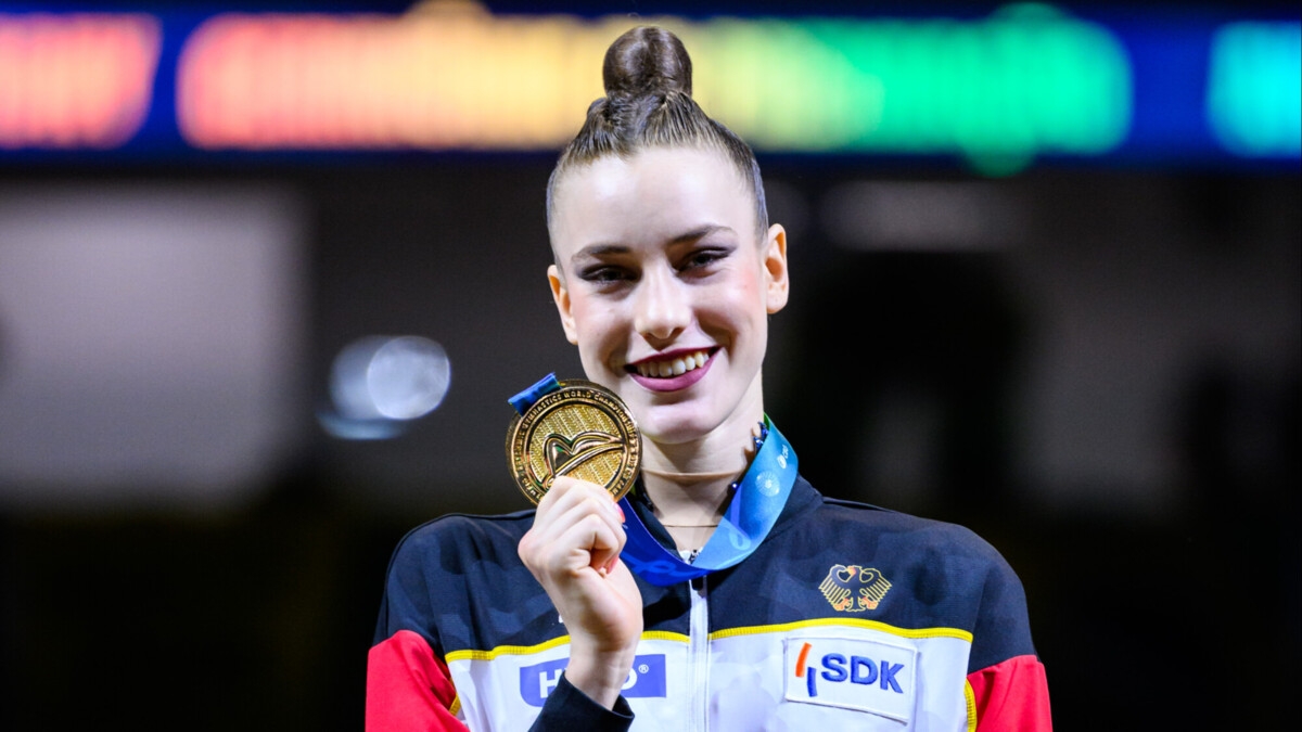 Дарья Варфоломеев стала 11‑кратной чемпионкой мира по художественной гимнастике Дарья Варфоломеев стала 11‑кратной чемпионкой мира по художественной гимнастике