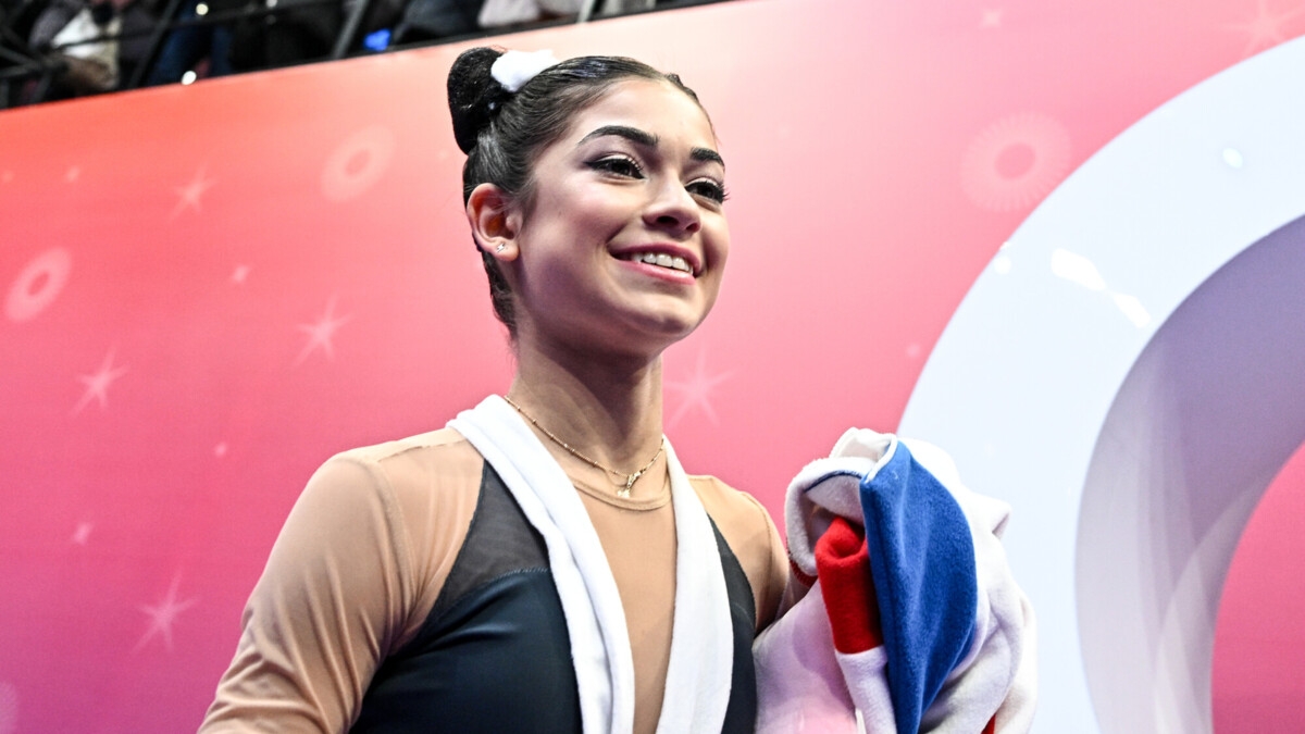 Бестемьянова — о решении Петросян не менять программы на сезон: «Очень удачные постановки, тем более их не видели на международной арене»