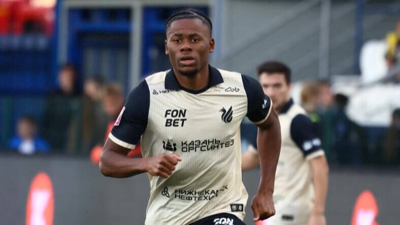 «Оренбург» и «Рубин» не забили голов в первом тайме матча Кубка России