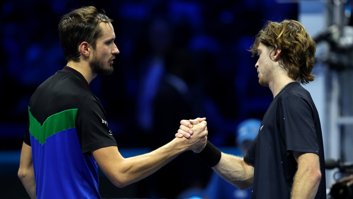 Медведев и Рублев сохранили места в рейтинге ATP, Хачанов опустился на 20‑ю строчку