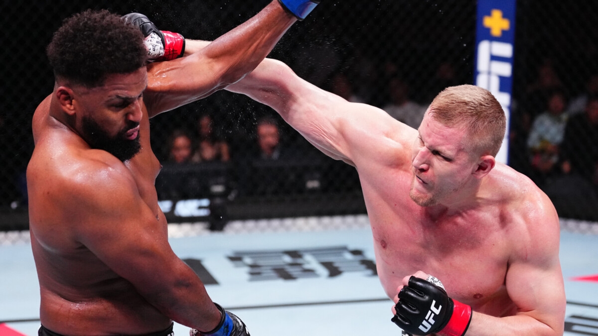 «У соперника очень крепкая голова, он выдержал сильные удары» — Немков о победе Павловича над Кортесом‑Акостой