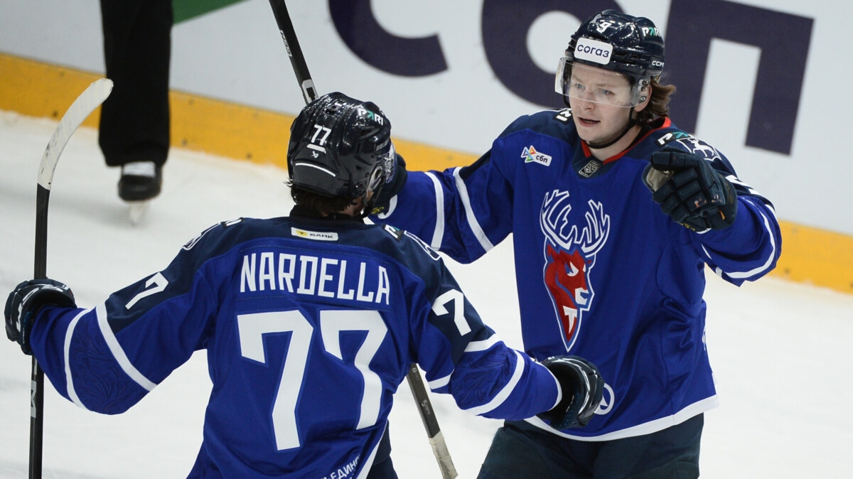 Дубль Гончарука помог «Торпедо» обыграть «Ладу» в матче КХЛ