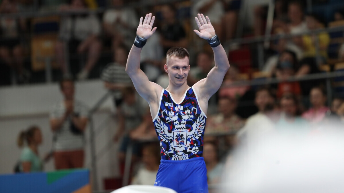 Российские гимнасты прибыли в Индонезию для участия в чемпионате мира