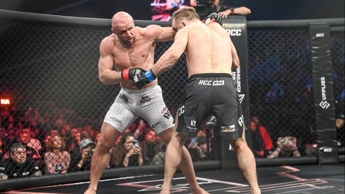 «Шлеменко такими боями засовывает свою карьеру в одно место». Бикрев — о поражении россиянина от Ковалева