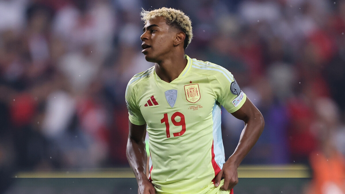 Ямаль потерял паспорт в Турции после матча отбора ЧМ‑2026 — СМИ