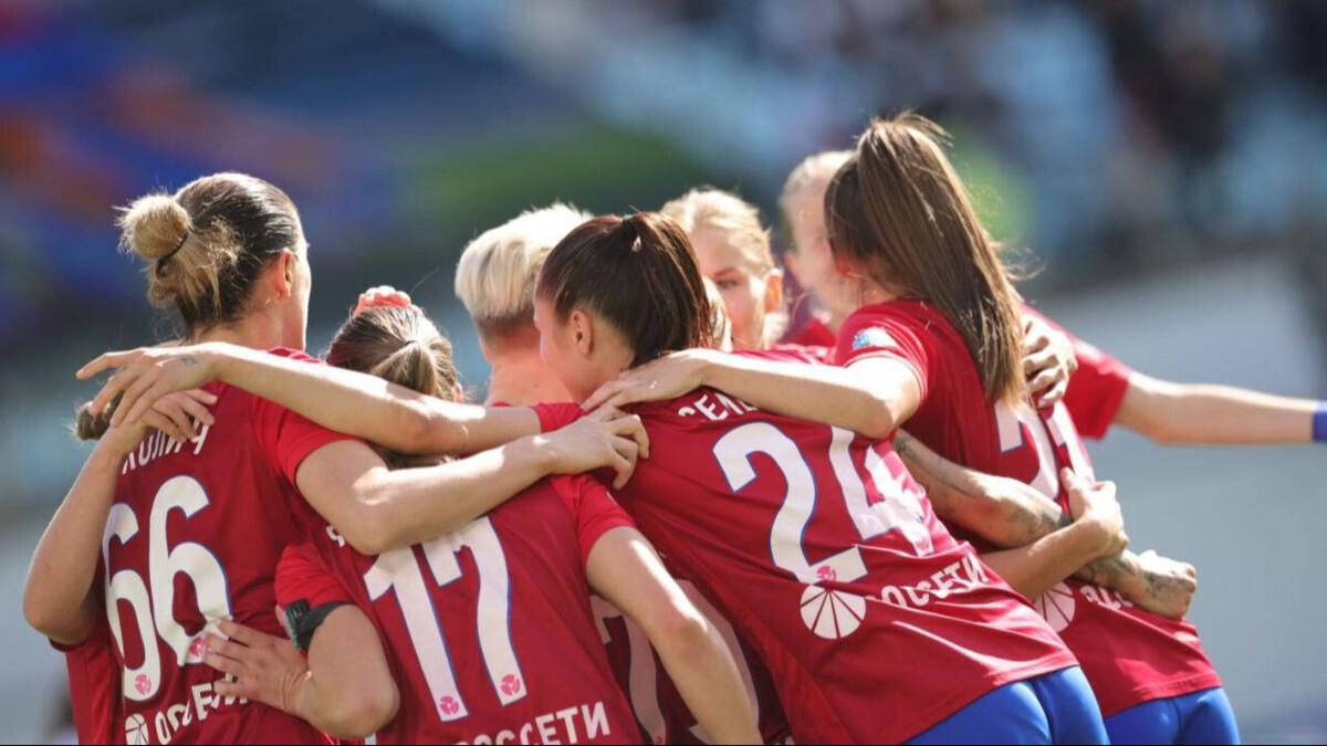 Футболистки ЦСКА обыграли «Спартак» и вышли в финал Кубка России, где сыграют с «Зенитом» Футболистки ЦСКА обыграли «Спартак» и вышли в финал Кубка России, где сыграют с «Зенитом»