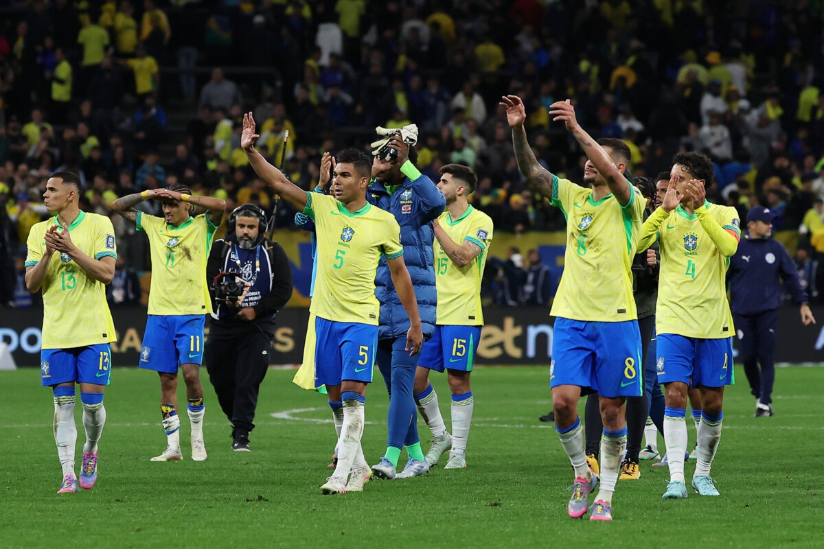 Бразилия обыграла Чили. В матче приняли участие два игрока «Зенита»