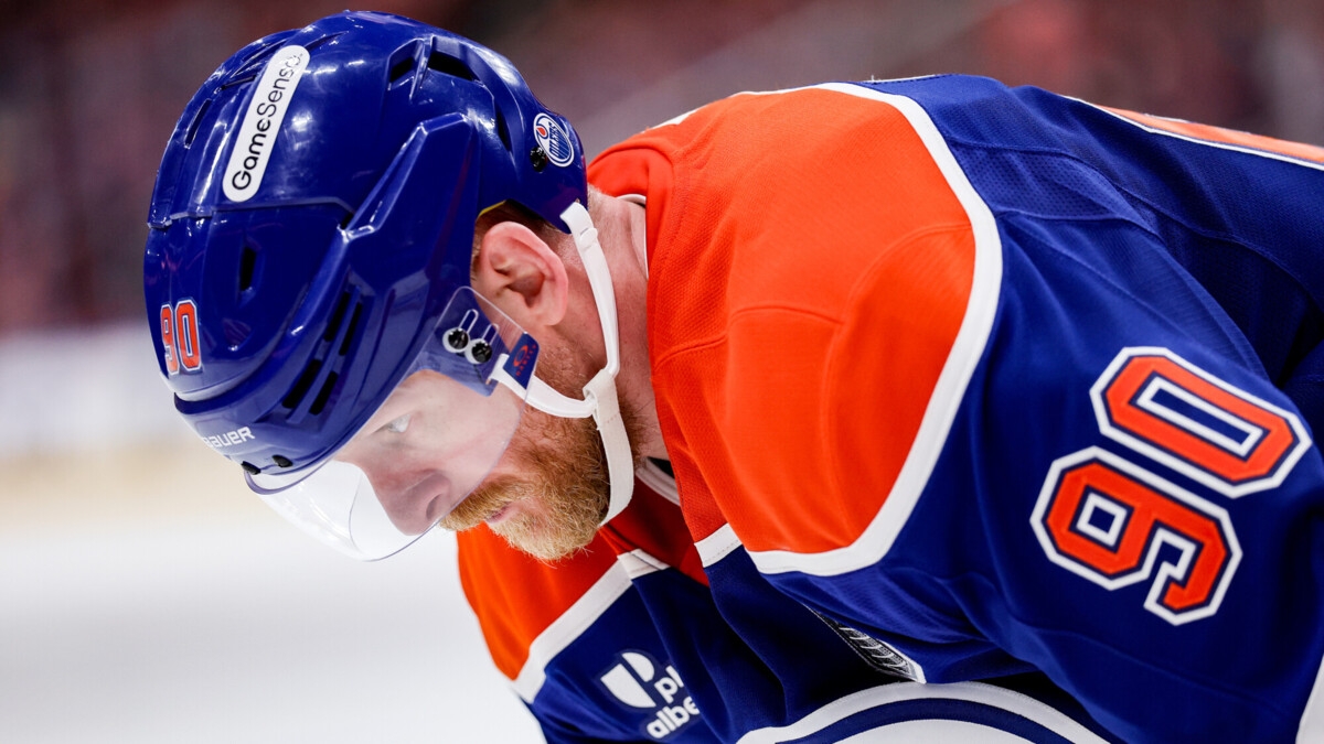 Хоккеист «Лос‑Анджелес Кингз» Перри пропустит около двух месяцев после операции на колене