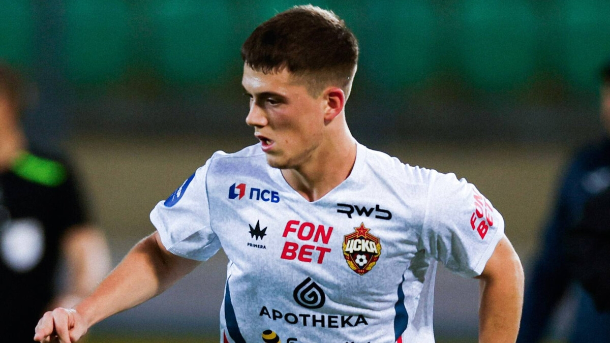 Футболист ЦСКА Попович: «Глебов бежал параллельно, поэтому лучшим решением было не бить, а отдать ему передачу» Футболист ЦСКА Попович: «Глебов бежал параллельно, поэтому лучшим решением было не бить, а отдать ему передачу»