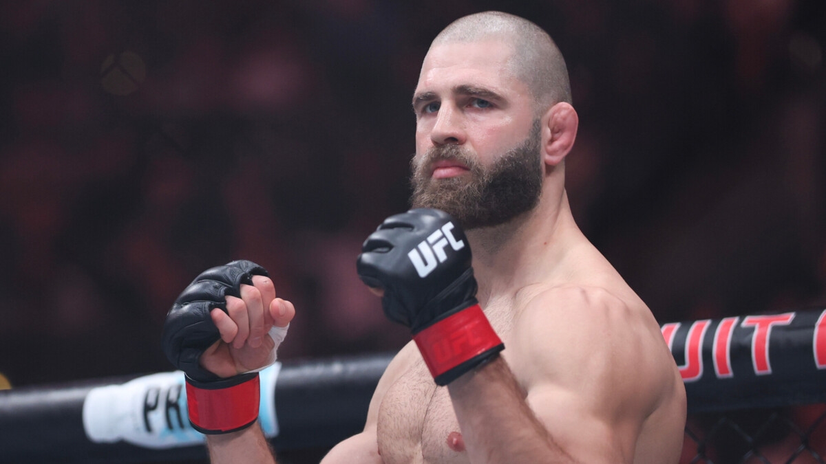 Экс‑чемпион UFC Прохазка нокаутировал Раунтри на турнире UFC 320 Экс‑чемпион UFC Прохазка нокаутировал Раунтри на турнире UFC 320