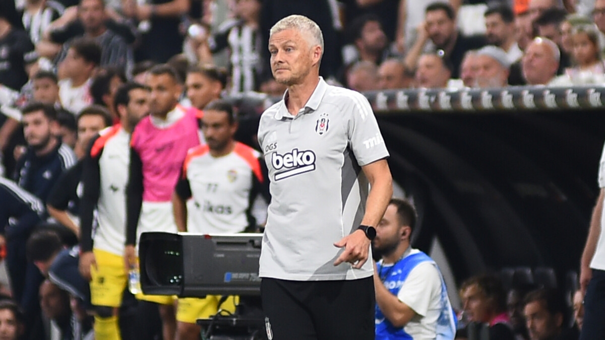 «Бешикташ» уволил Сульшера с поста главного тренера