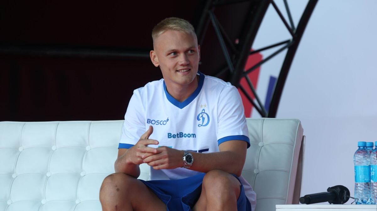 «Надеюсь, после паузы на сборную выйду в официальной игре» — футболист «Динамо» Тюкавин