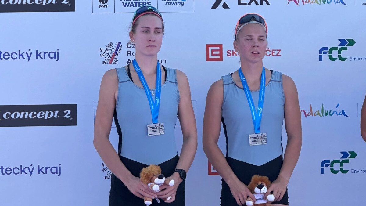 Россияне завоевали две медали на молодежном ЧЕ по академической гребле в Чехии