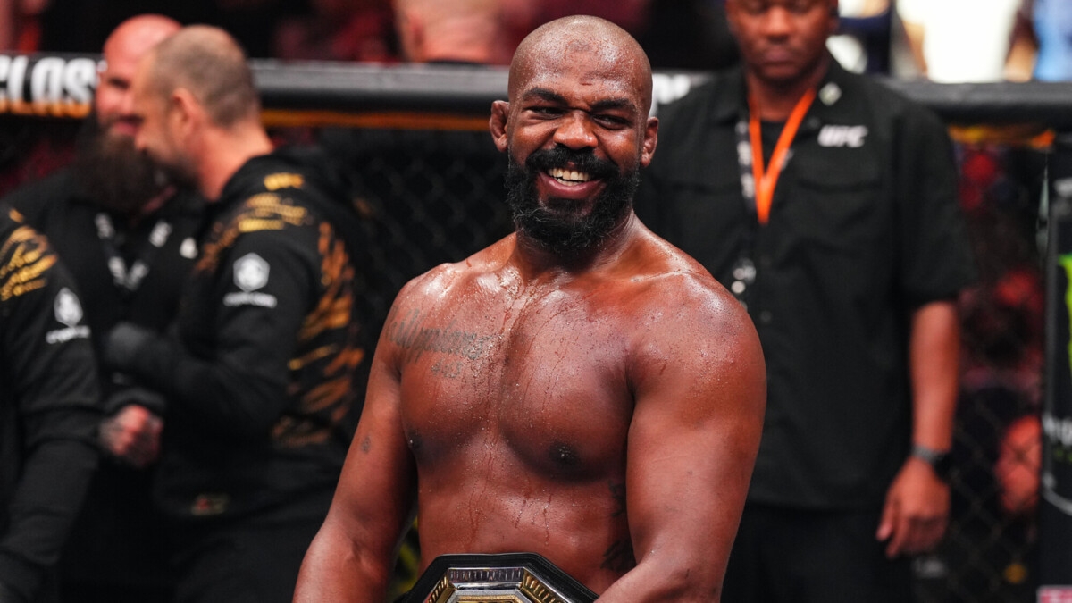 Дмитрий Бикрев: «Не понимаю, почему UFC еще не лишил Джона Джонса титула»
