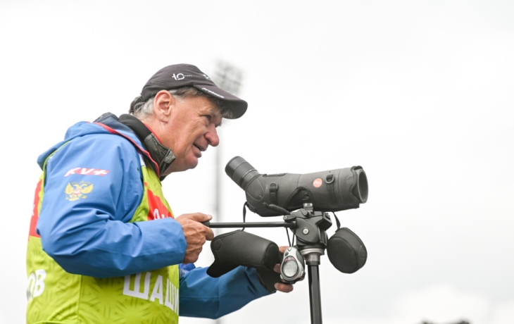 &laquo;Это часть нашей работы&raquo;. Шашилов рассказал, что тренеры сборной России по биатлону смотрят чемпионат мира