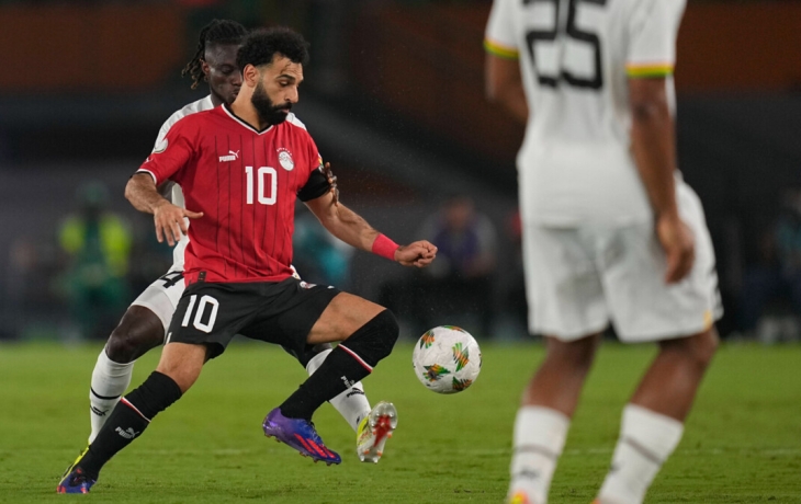 &laquo;ПСЖ&raquo; предложил Салаху контракт с зарплатой 500 тысяч евро в неделю &mdash; СМИ