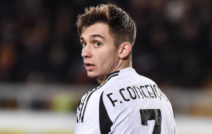 Гол Консейсау принес «Ювентусу» победу над «Интером» в матче чемпионата Италии Гол Консейсау принес «Ювентусу» победу над «Интером» в матче чемпионата Италии