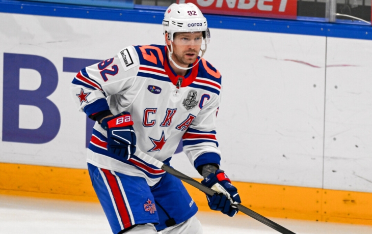 Вячеслав Быков надеется, что Евгений Кузнецов еще поиграет после ухода из СКА