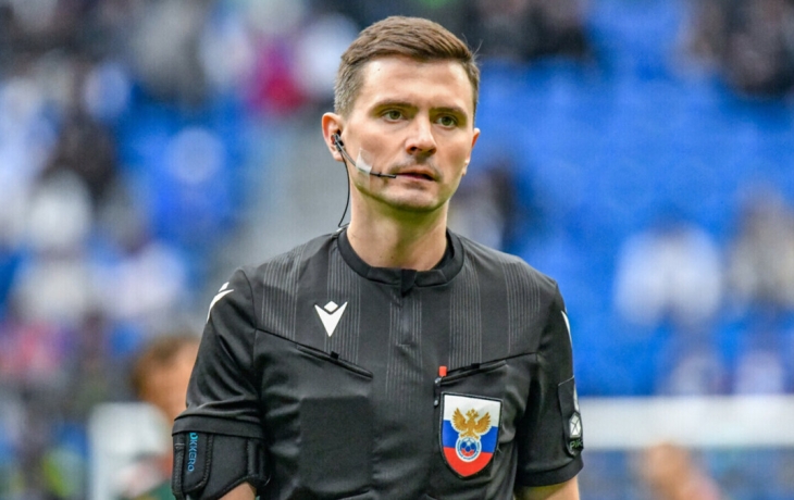 Лапочкин считает, что арбитр Сафьян должен был назначить пенальти в эпизоде с падением игрока «Факела» Калинина в игре с «Рубином»