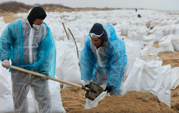 Раскрыта суть жалоб волонтеров, очищающих пляжи Анапы Раскрыта суть жалоб волонтеров, очищающих пляжи Анапы