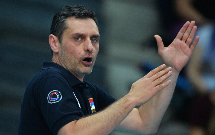 Зоран Терзич вновь возглавит женскую сборную Сербии по волейболу, контракт рассчитан до 2028 года Зоран Терзич вновь возглавит женскую сборную Сербии по волейболу, контракт рассчитан до 2028 года