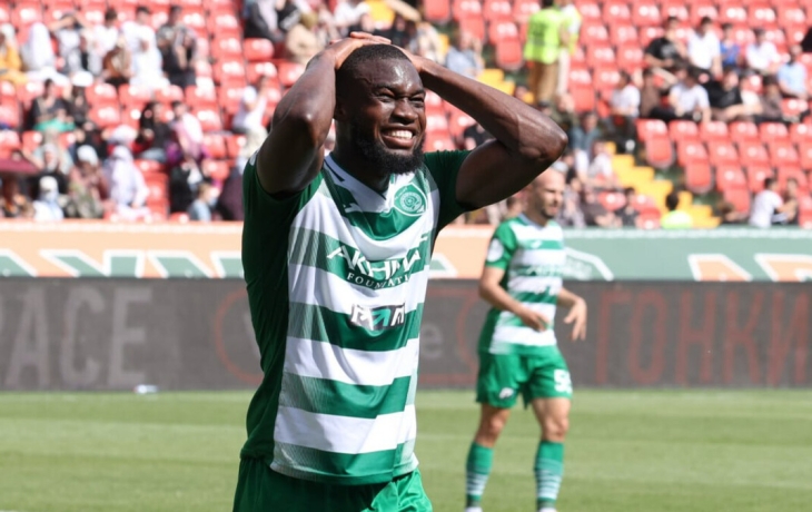 Экс‑футболист &laquo;Ахмата&raquo; Конате не думает о возвращении в Россию из Саудовской Аравии, заявил агент игрока