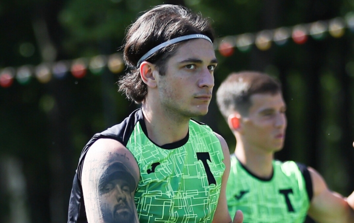 &laquo;Торпедо&raquo; расторгло контракт с футболистом Коряном