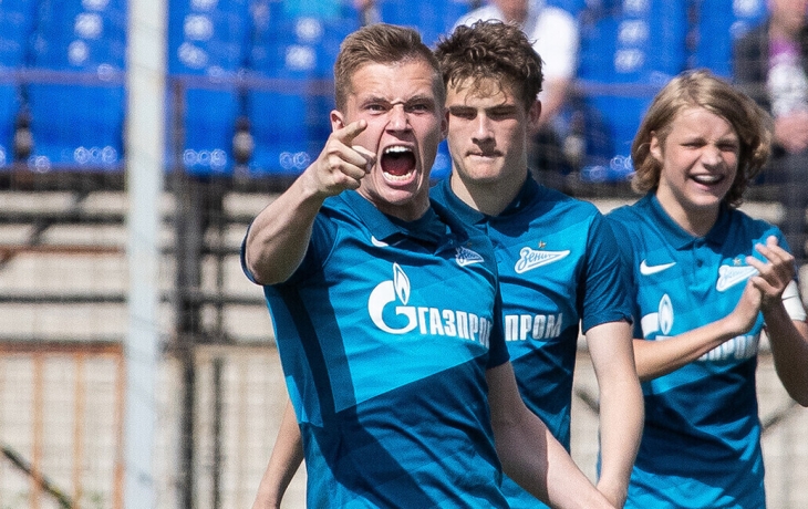 «Когда отец говорит хорошие слова, у меня сразу начинается спад в игре» — сын экс‑игрока «Зенита» Константина Лобова «Когда отец говорит хорошие слова, у меня сразу начинается спад в игре» — сын экс‑игрока «Зенита» Константина Лобова