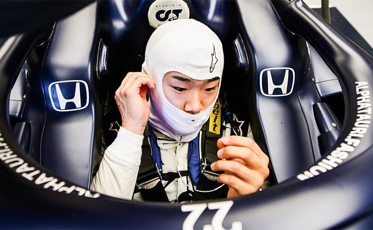 Дебютант &laquo;Формулы‑1&raquo; Цунода показал шестое время на первой практике перед Гран‑при Японии
