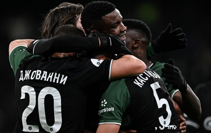 &laquo;Краснодар&raquo; сделает всё возможное, чтобы взять золото, но первым окажется тот, кто будет стабильнее на дистанции&raquo; &mdash; футболист &laquo;Зенита&raquo; Ахметов