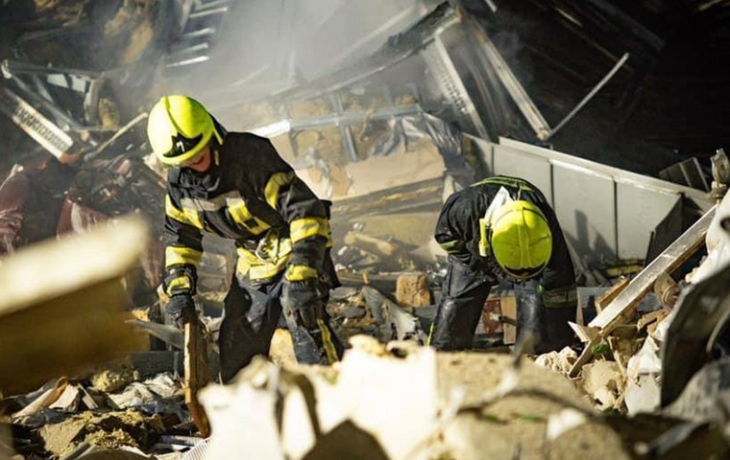 Взрыв на металлургическом заводе у Днепра попал на видео Взрыв на металлургическом заводе у Днепра попал на видео