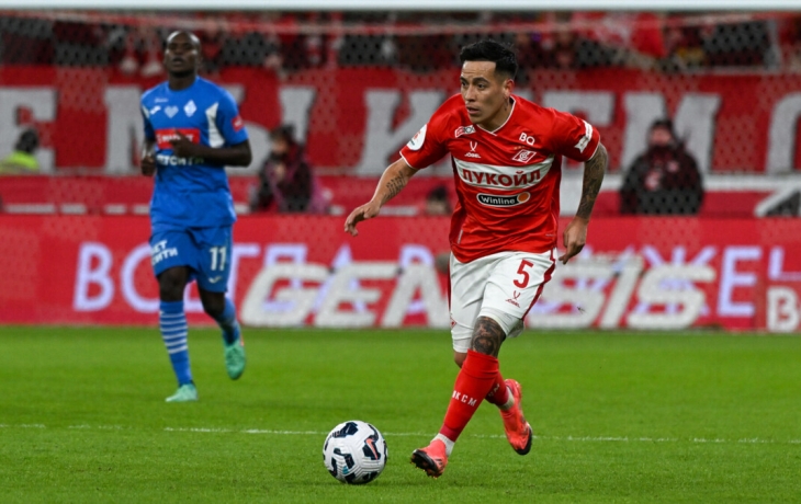 Черчесов: «Барко отдал мяч Медине с негативом. Это же не с улицы человек пришел бить пенальти, поддержи его» Черчесов: «Барко отдал мяч Медине с негативом. Это же не с улицы человек пришел бить пенальти, поддержи его»