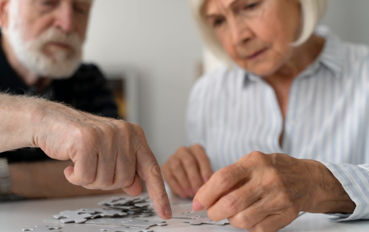 Анализ крови определяет стадию болезни Альцгеймера с точностью 92%: это поможет подобрать терапию