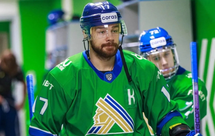 Хоккеист «Салавата Юлаева» Кузьмин провел первую тренировку на льду после компрессионного перелома позвоночника Хоккеист «Салавата Юлаева» Кузьмин провел первую тренировку на льду после компрессионного перелома позвоночника